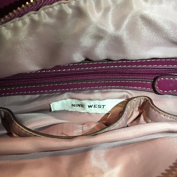 Nine West hand held tote bag - Picture 4 of 4